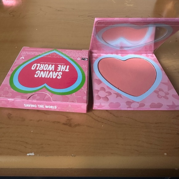 ColourpopXpowerpuffgirls saving the world blush - Picture 2 of 2